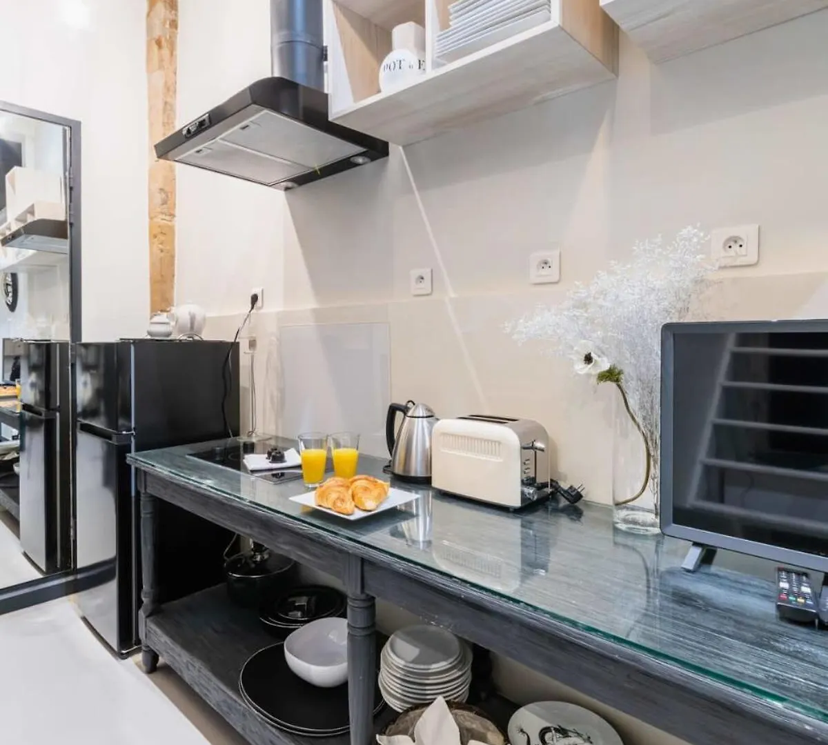 Apartment Studio Refait A Neuf A Montorgueil - Paris 2 - Flat-Guest